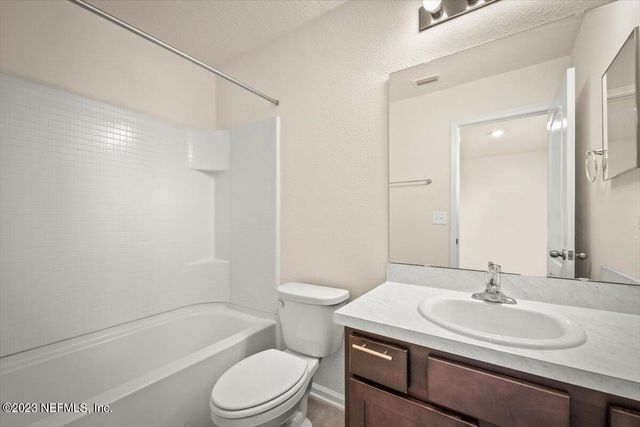 7814 ECHO SPRINGS Road, Jacksonville, FL 32256