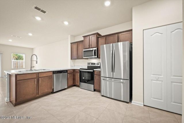 7814 ECHO SPRINGS Road, Jacksonville, FL 32256