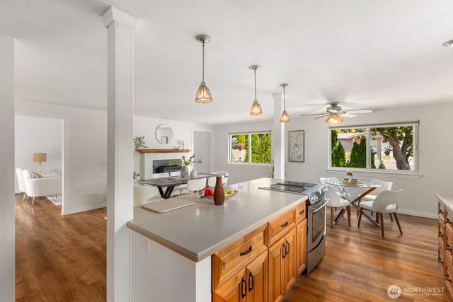 20605 12th Place S, Seatac, WA 98198
