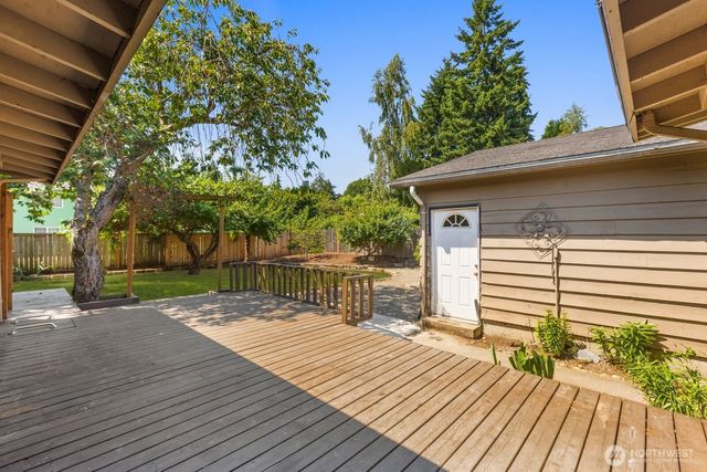 20605 12th Place S, Seatac, WA 98198