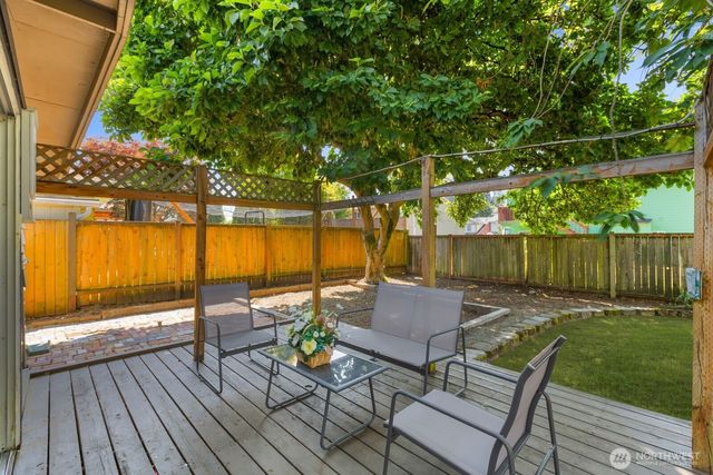 20605 12th Place S, Seatac, WA 98198