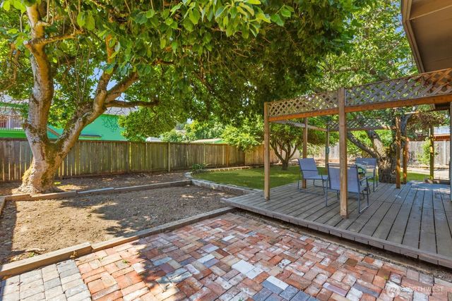 20605 12th Place S, Seatac, WA 98198