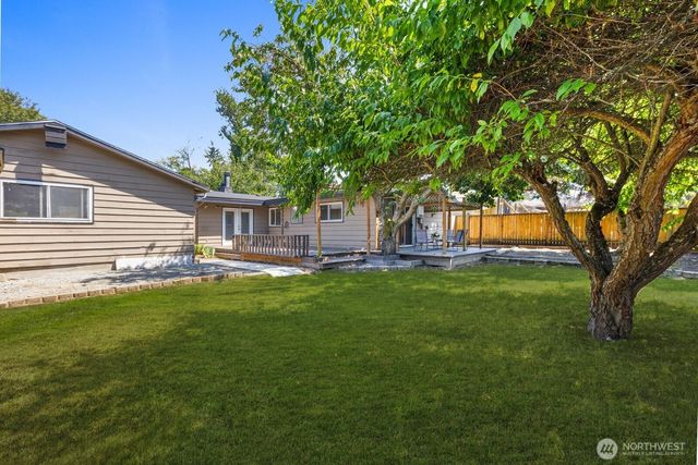 20605 12th Place S, Seatac, WA 98198