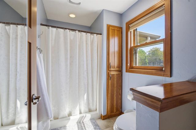 1735 ORANGE BLOSSOM DRIVE, Green Bay, WI 54313