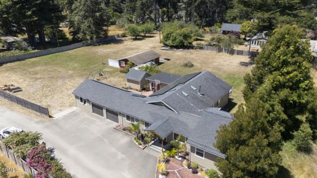 18900 Porterfield Lane, Fort Bragg, CA 95437
