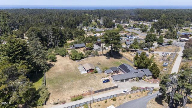 18900 Porterfield Lane, Fort Bragg, CA 95437