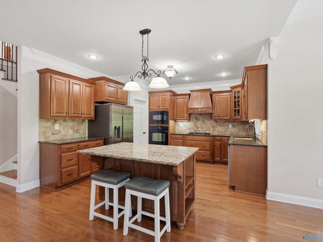 12 SW Wax Lane, Huntsville, AL 35824