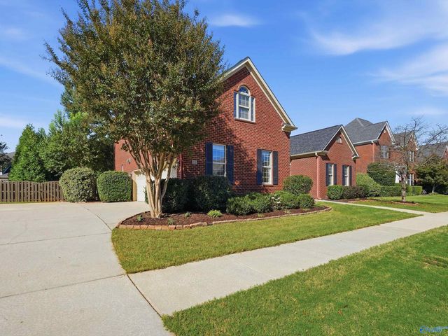 12 SW Wax Lane, Huntsville, AL 35824