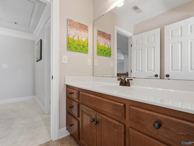 12 SW Wax Lane, Huntsville, AL 35824