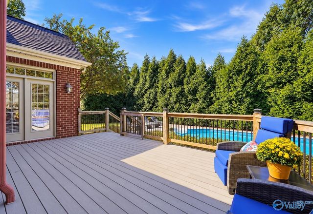 12 SW Wax Lane, Huntsville, AL 35824