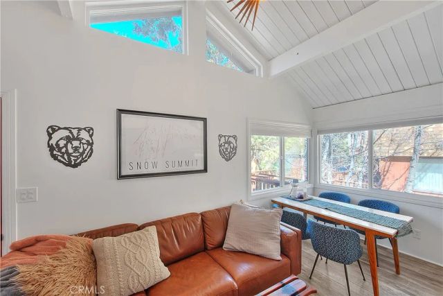 346 San Bernardino Avenue, Sugarloaf, CA 92386