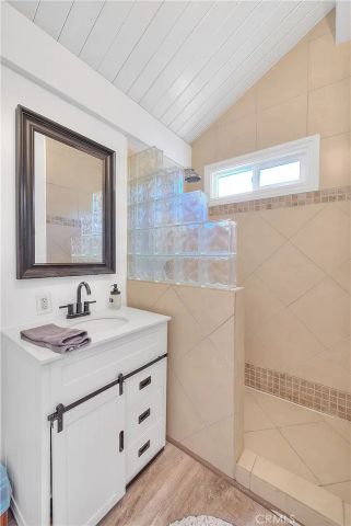 346 San Bernardino Avenue, Sugarloaf, CA 92386