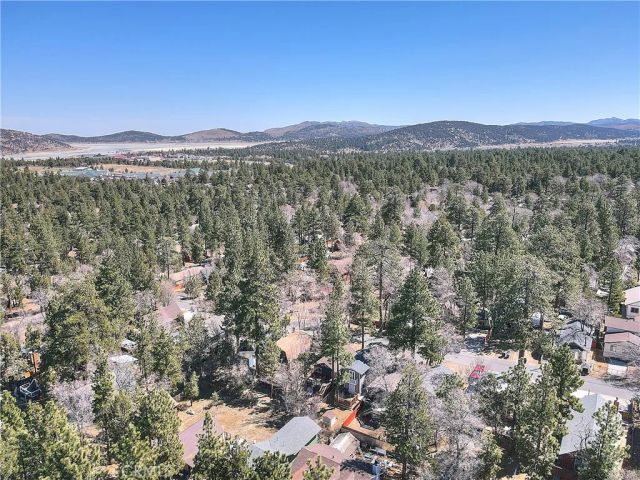 346 San Bernardino Avenue, Sugarloaf, CA 92386