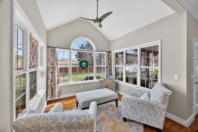 107 Eighteen Grand Pl, Cookeville, TN 38506