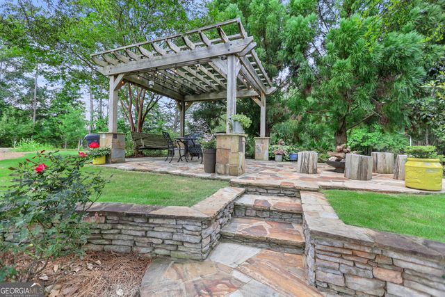 129 Copper Creek Drive, Lagrange, GA 30240