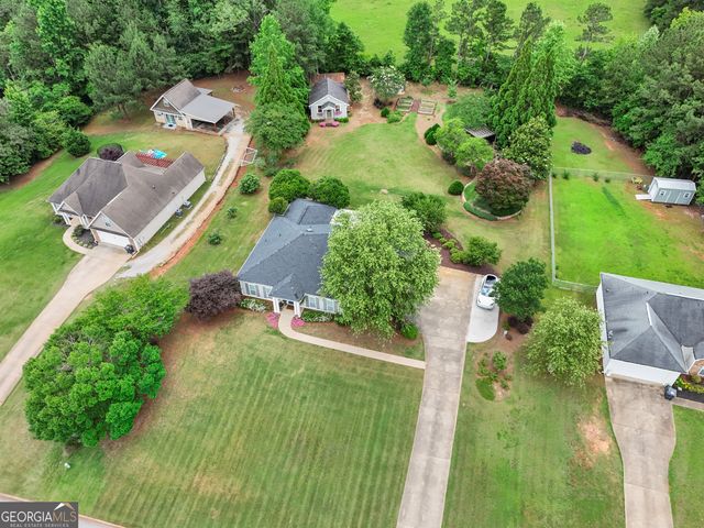 129 Copper Creek Drive, Lagrange, GA 30240