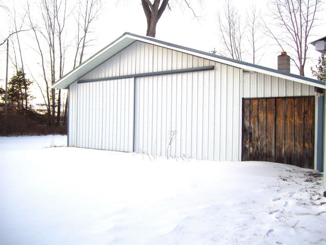 707 W Linwood Rd. Road, Linwood, MI 48634