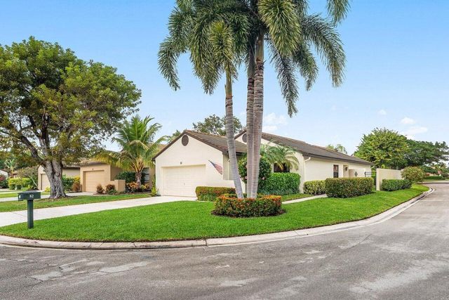 82 Ironwood Way N Way N, Palm Beach Gardens, FL 33418