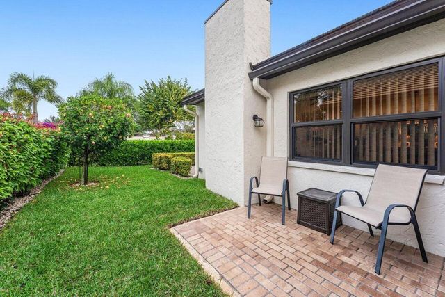 82 Ironwood Way N Way N, Palm Beach Gardens, FL 33418