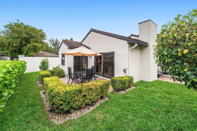 82 Ironwood Way N Way N, Palm Beach Gardens, FL 33418