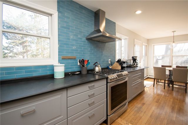 20 Findlay Place, Newport, RI 02840