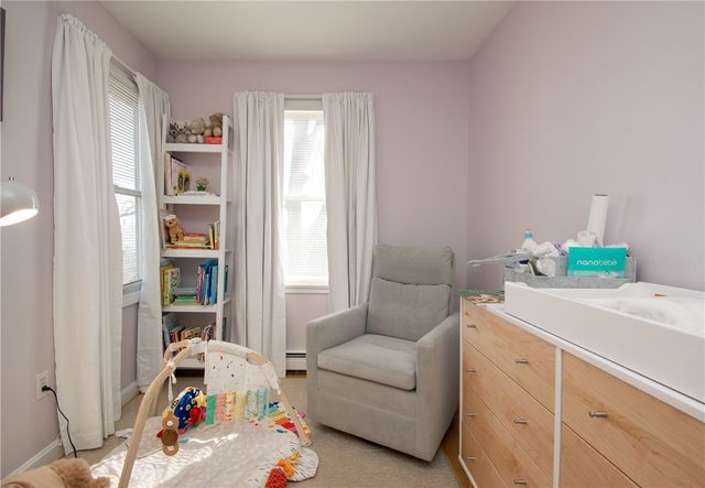 20 Findlay Place, Newport, RI 02840