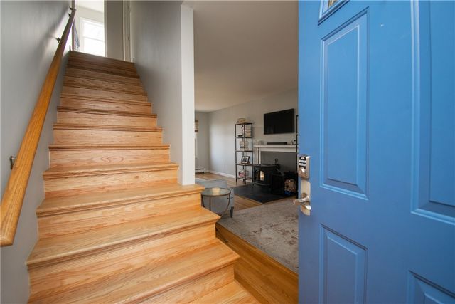20 Findlay Place, Newport, RI 02840