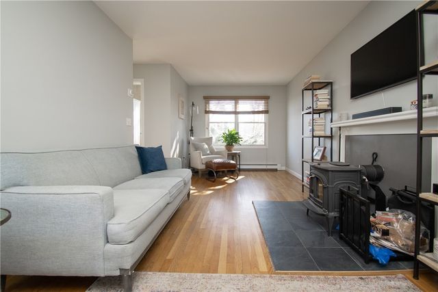 20 Findlay Place, Newport, RI 02840