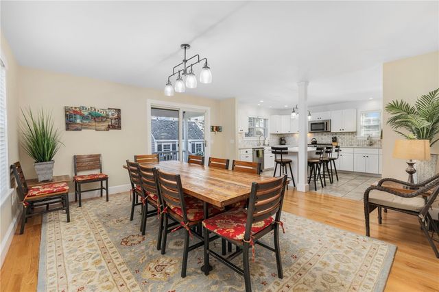 36 Beachview Terrace, Middletown, RI 02842