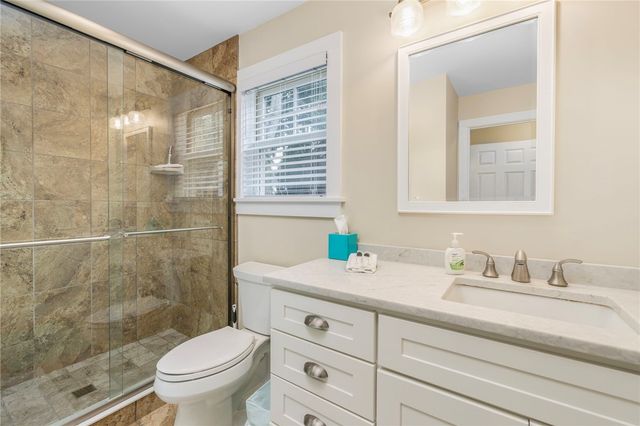 36 Beachview Terrace, Middletown, RI 02842