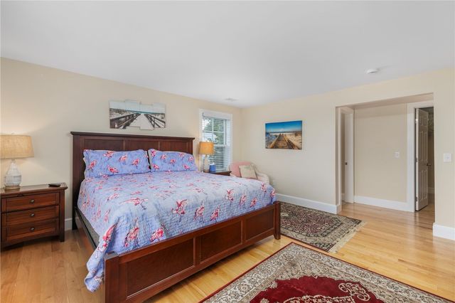 36 Beachview Terrace, Middletown, RI 02842