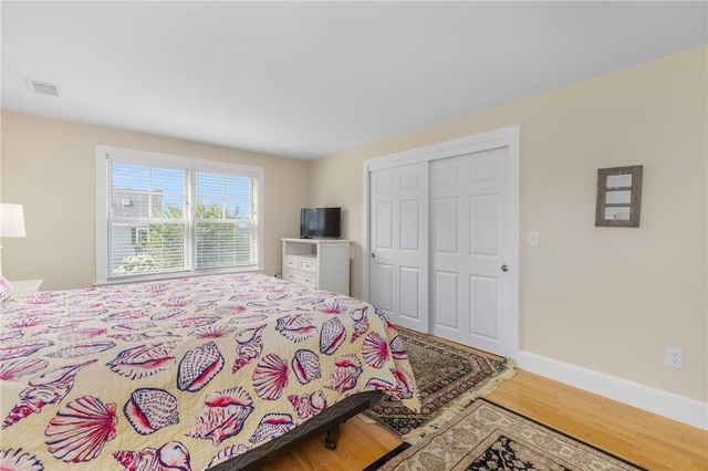 36 Beachview Terrace, Middletown, RI 02842