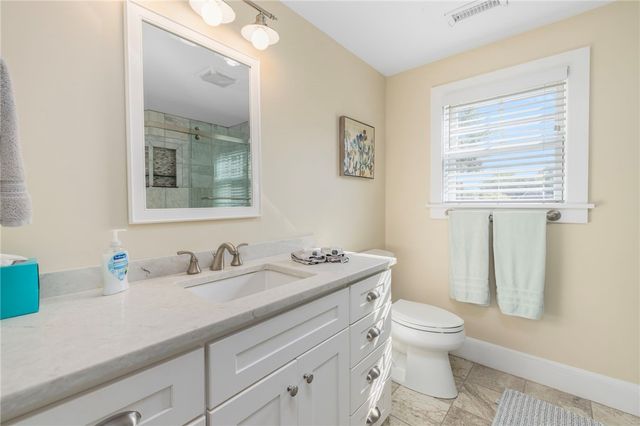 36 Beachview Terrace, Middletown, RI 02842