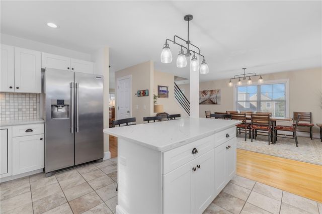 36 Beachview Terrace, Middletown, RI 02842