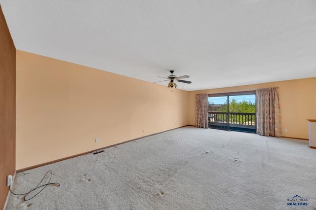 4204 FOOTHILL DR, Rapid City, SD 57702