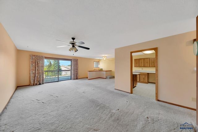 4204 FOOTHILL DR, Rapid City, SD 57702
