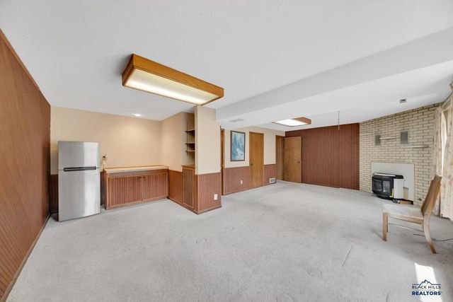 4204 FOOTHILL DR, Rapid City, SD 57702