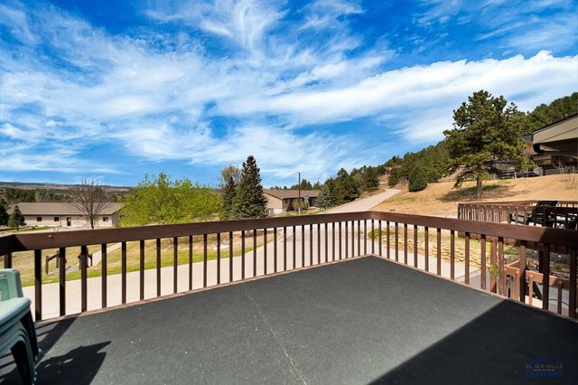 4204 FOOTHILL DR, Rapid City, SD 57702