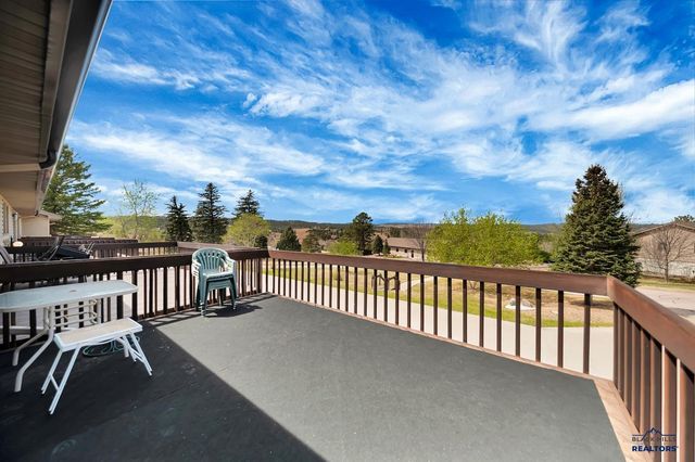 4204 FOOTHILL DR, Rapid City, SD 57702