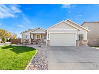 1720 Goldenvue Dr, Johnstown, CO 80534