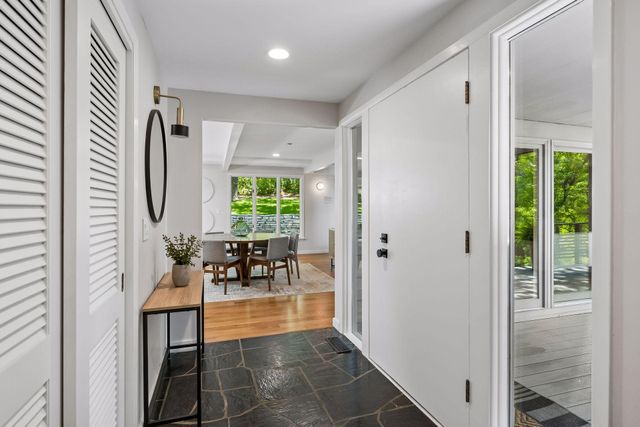 7121 Schey Drive, Edina, MN 55439