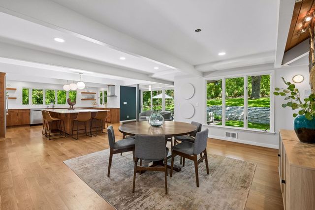 7121 Schey Drive, Edina, MN 55439