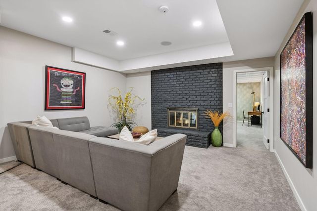 7121 Schey Drive, Edina, MN 55439