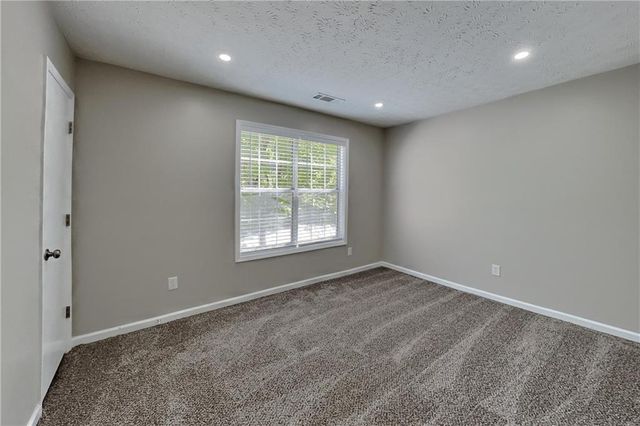 620 Gregory Manor Drive SW, Smyrna, GA 30082