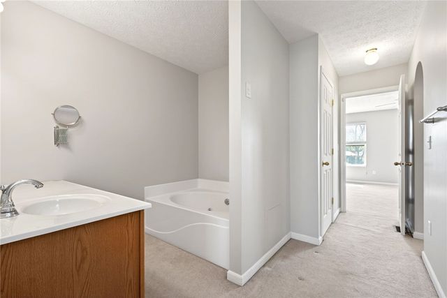 230 Meadowlark Lane, Monroe, OH 45050