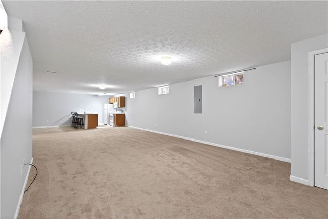 230 Meadowlark Lane, Monroe, OH 45050