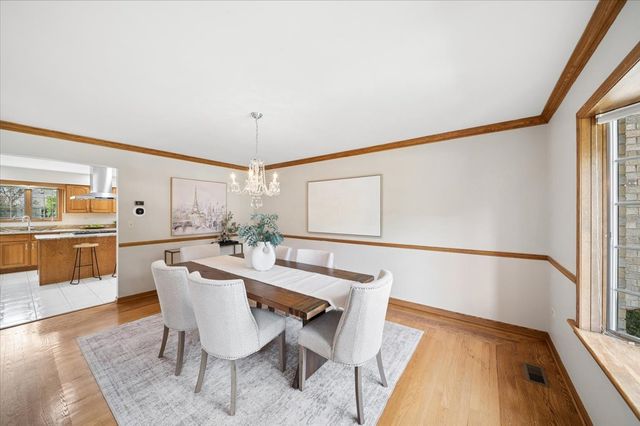 1853 Morgan Circle, Naperville, IL 60565