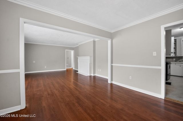 253 E Northside Drive, Jackson, MS 39206
