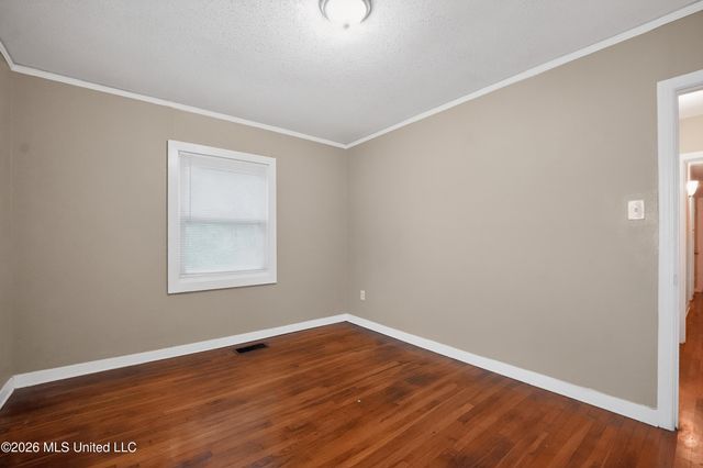 253 E Northside Drive, Jackson, MS 39206