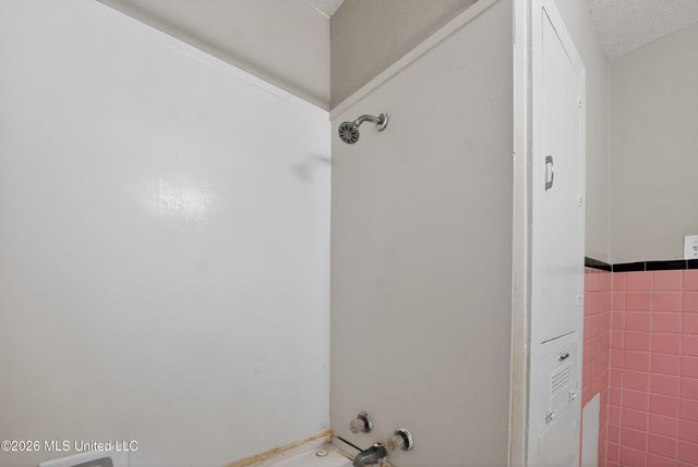 253 E Northside Drive, Jackson, MS 39206